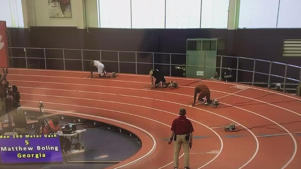 'Video thumbnail for Matthew Boling wins 200m at the 2022 Tiger Paw Invitational'