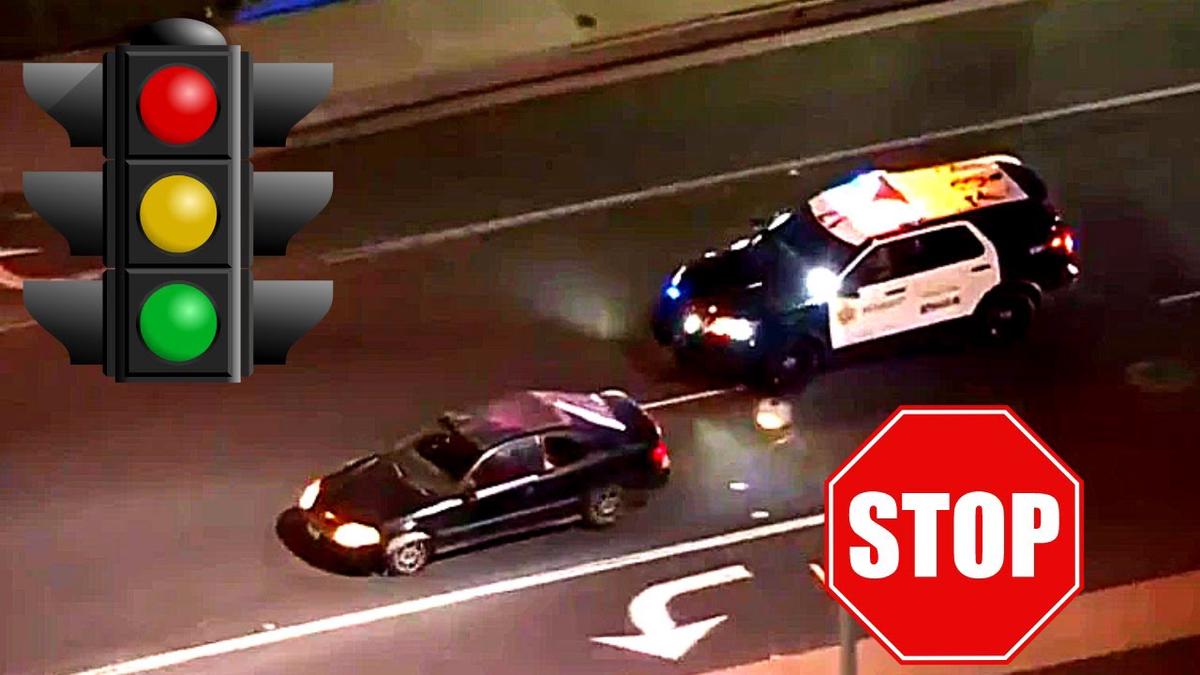 'Video thumbnail for This Driver Amazingly Respect TRAFFIC Light During High Speed Chase 🚨🚦'